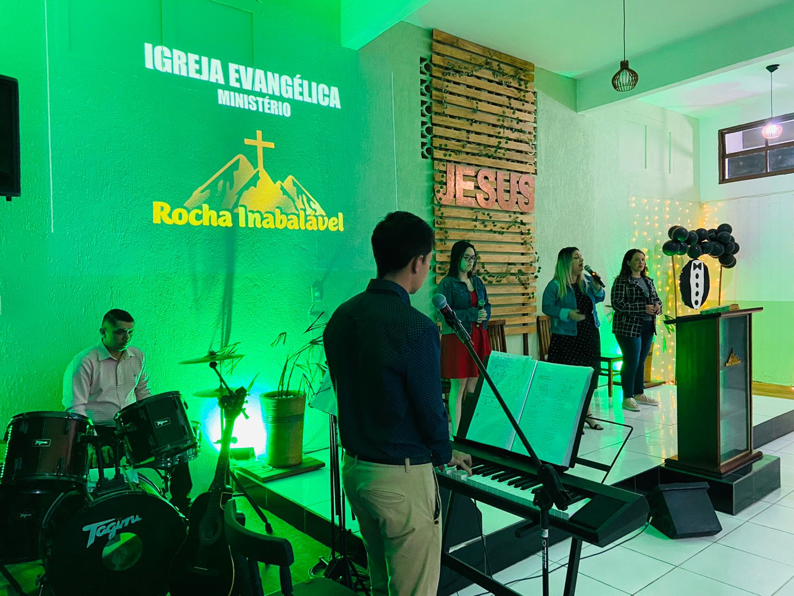 Rocha Inabalável
