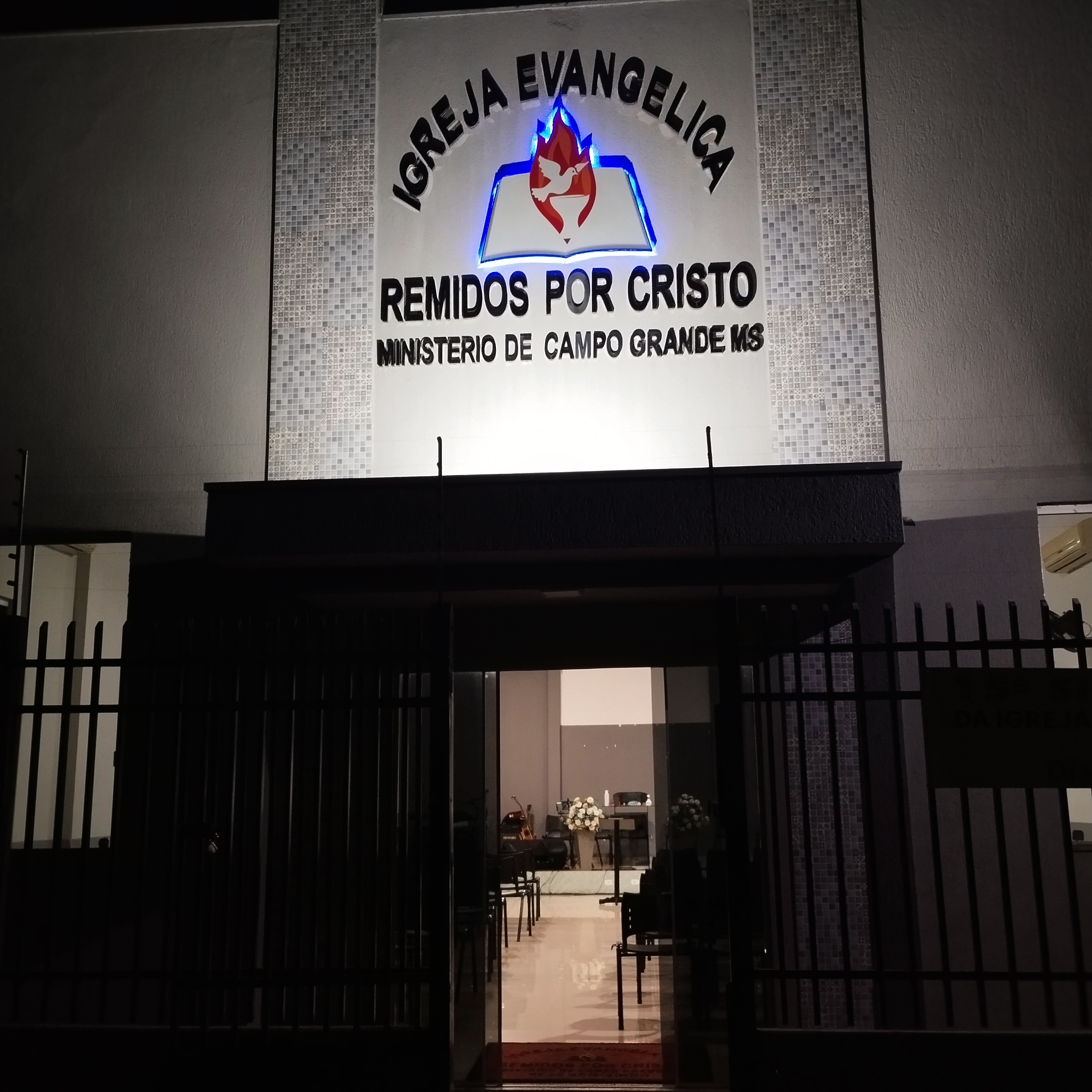 Igreja Evangélica Remidos por Cristo